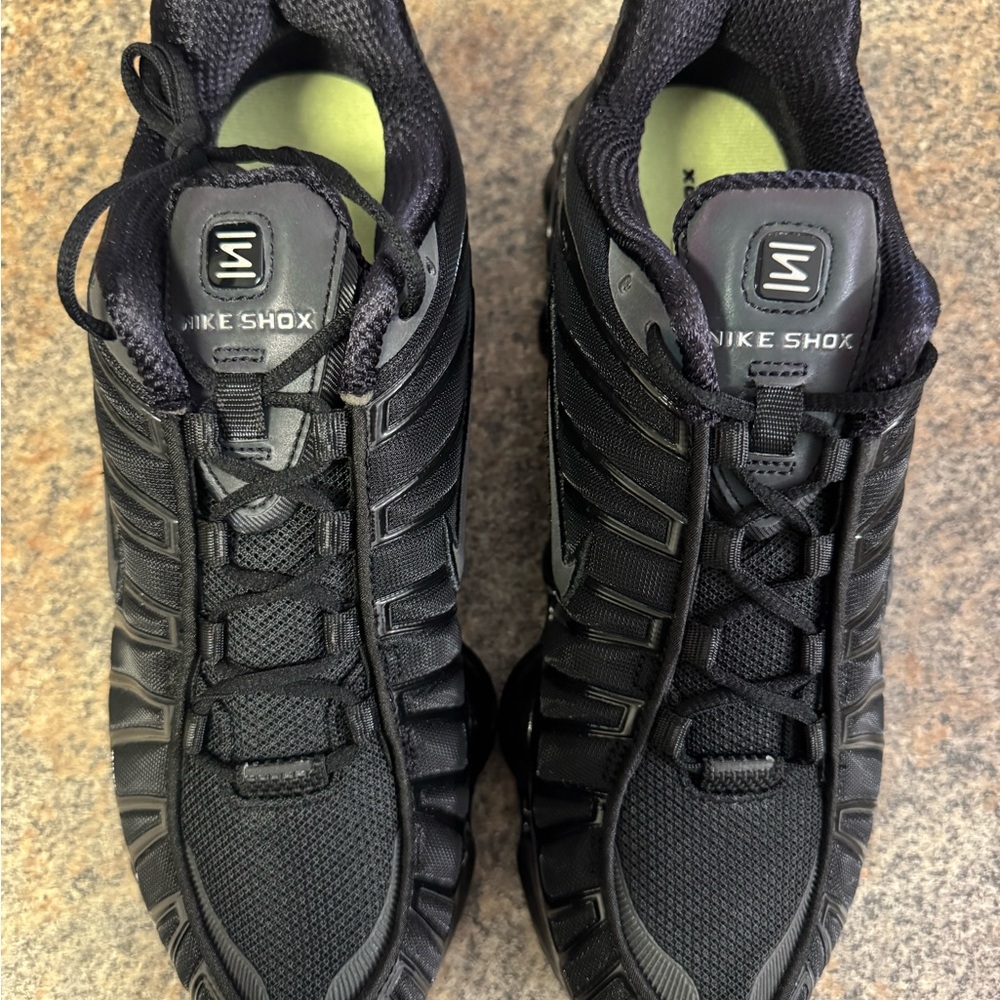 Nike Shox Black Size 9.5 M - Picture 4 of 10